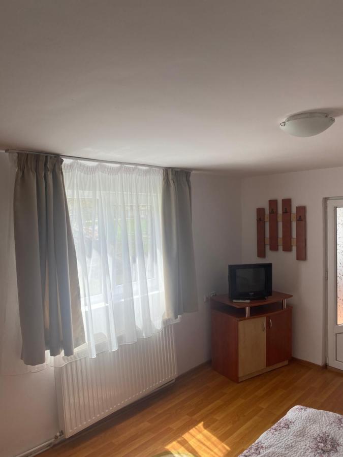 בית הארחה מויצ'ו דה סוס 	Casa Oana Ioana מראה חיצוני תמונה
